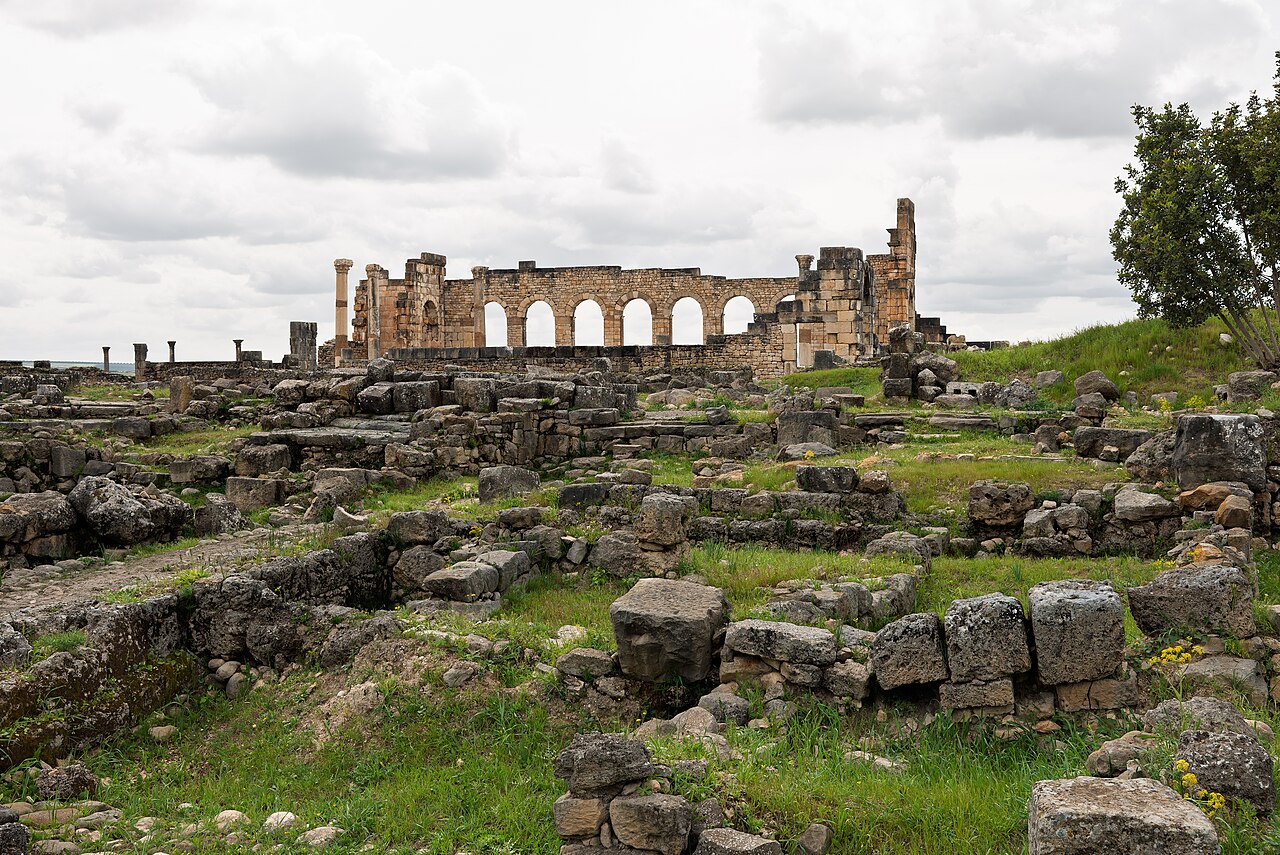 A guided archaeological walk